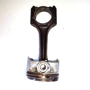 golf7-gti_Piston-and-conrod